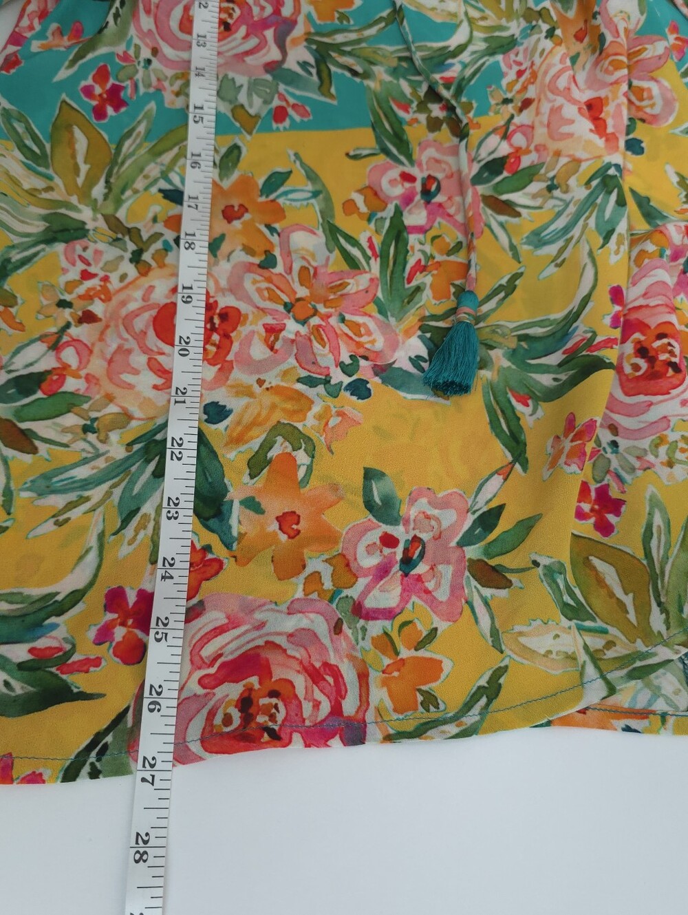 Tolani 100% Silk Blue/Yellow Floral Tassle Long Sleeve Size L - Picture 7 of 12